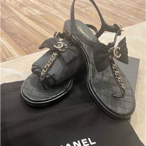 Chanel Leather NEW Sandler